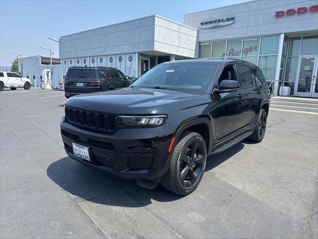 2022 Jeep Grand Cherokee L Altitude 4x4 2022 Jeep Grand Cherokee L Altitude 4x4