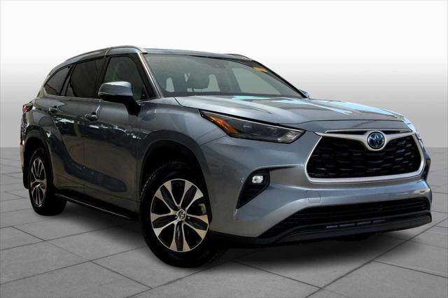 2022 Toyota Highlander Hybrid XLE