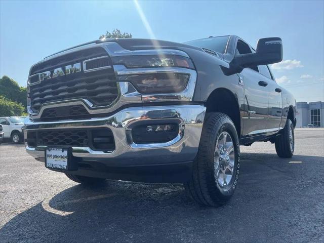 2025 Ram 2500 Big Horn Crew Cab 4x4 6'4" Box