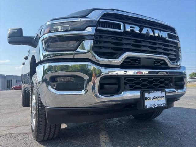 2025 Ram 2500 Big Horn Crew Cab 4x4 6'4" Box