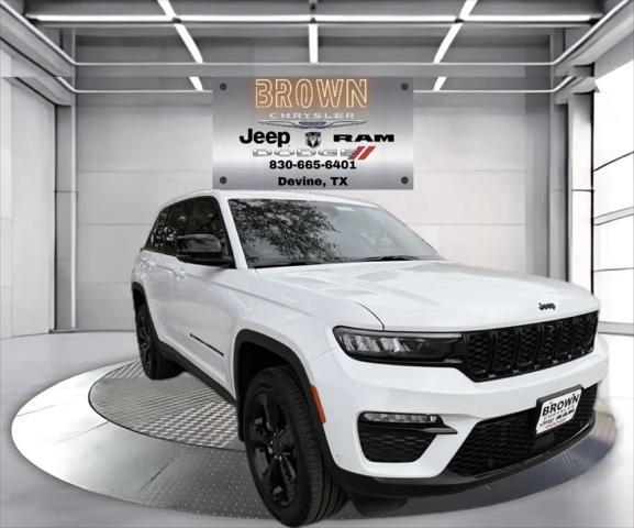 2025 Jeep Grand Cherokee Limited 4x4 for sale in Devine, TX
