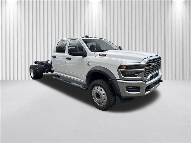 2026 RAM Ram 5500 Chassis Cab RAM 5500 TRADESMAN CHASSIS CREW CAB 4X4 84 CA 2026 RAM Ram 5500 Chassis Cab RAM 5500 TRADESMAN CHASSIS CREW CAB 4X4 84 CA