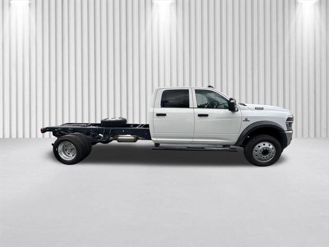 2026 RAM Ram 5500 Chassis Cab RAM 5500 TRADESMAN CHASSIS CREW CAB 4X4 84 CA 2026 RAM Ram 5500 Chassis Cab RAM 5500 TRADESMAN CHASSIS CREW CAB 4X4 84 CA
