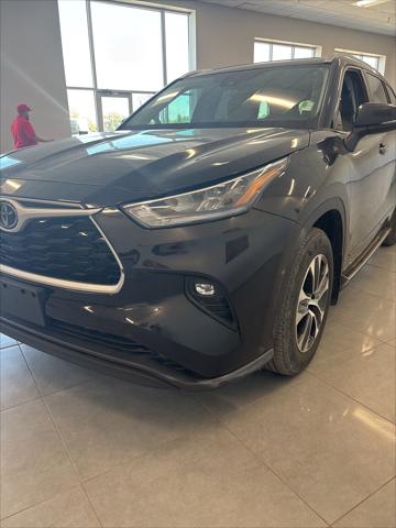 2021 Toyota Highlander XLE 2021 Toyota Highlander XLE