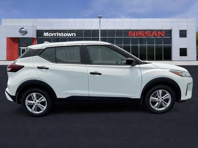2025 Nissan Kicks S