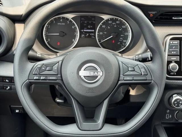 2025 Nissan Kicks S