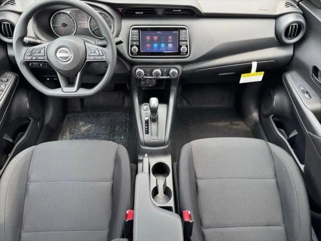 2025 Nissan Kicks S