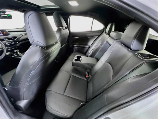 2022 Lexus UX 250h UX 250h
