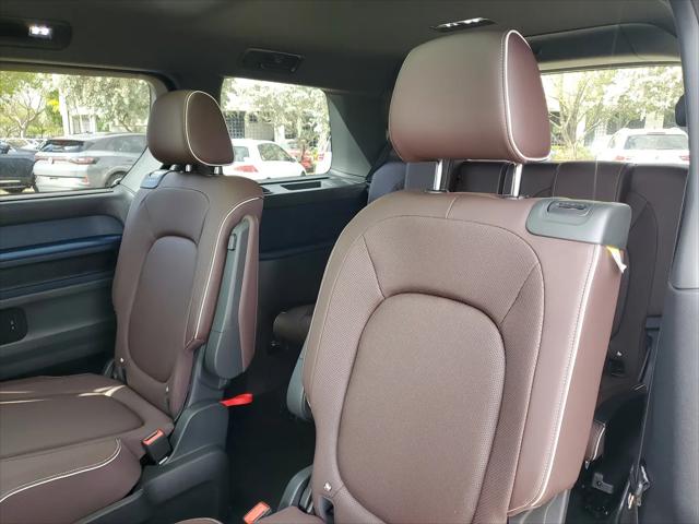 2025 Volkswagen ID. Buzz Pro S Plus with 4MOTION
