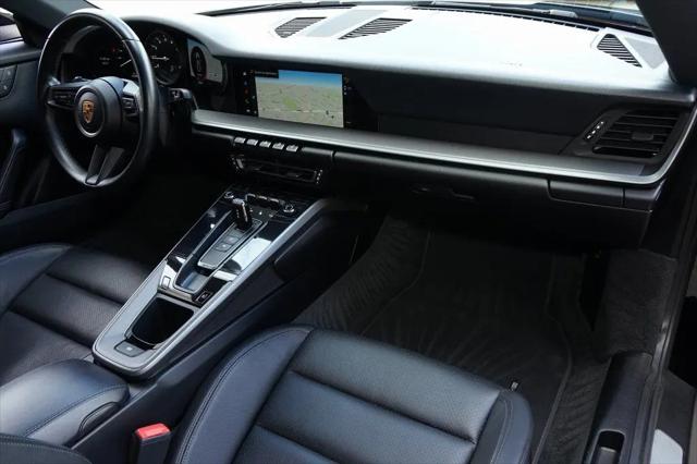 2022 Porsche 911 Carrera