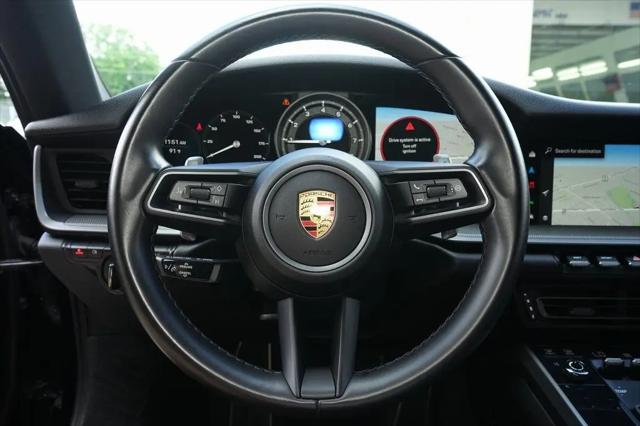 2022 Porsche 911 Carrera