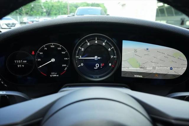 2022 Porsche 911 Carrera