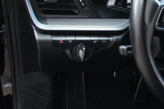 2022 Porsche 911 Carrera
