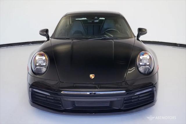2022 Porsche 911 Carrera