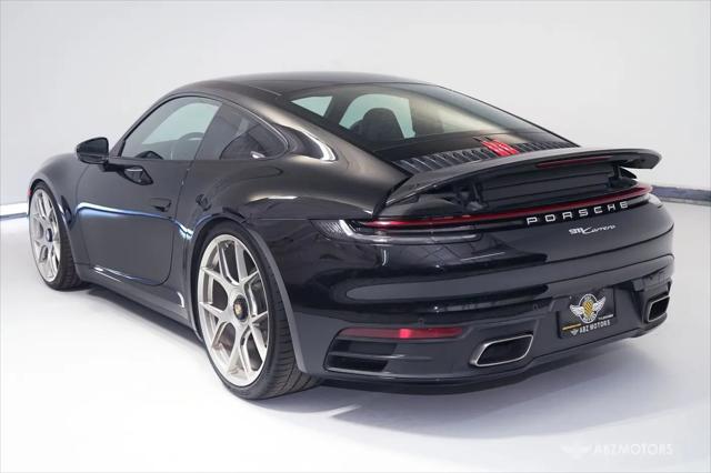 2022 Porsche 911 Carrera