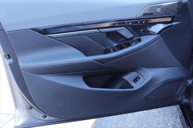 2026 BMW 5 Series 550e xDrive