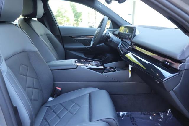 2026 BMW 5 Series 550e xDrive