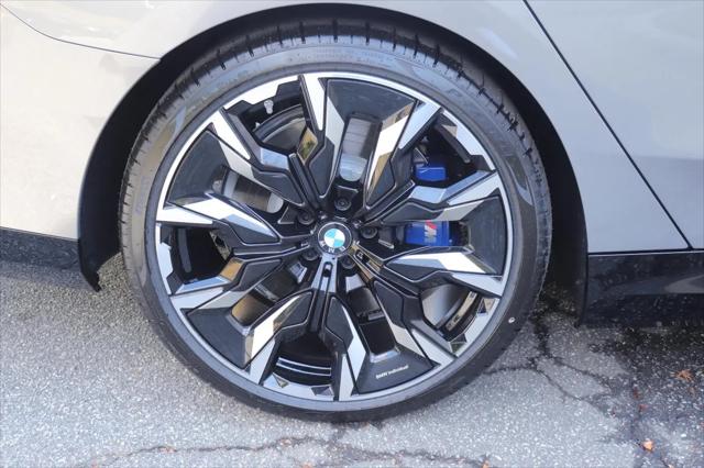 2026 BMW 5 Series 550e xDrive