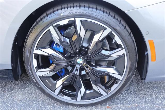 2026 BMW 5 Series 550e xDrive