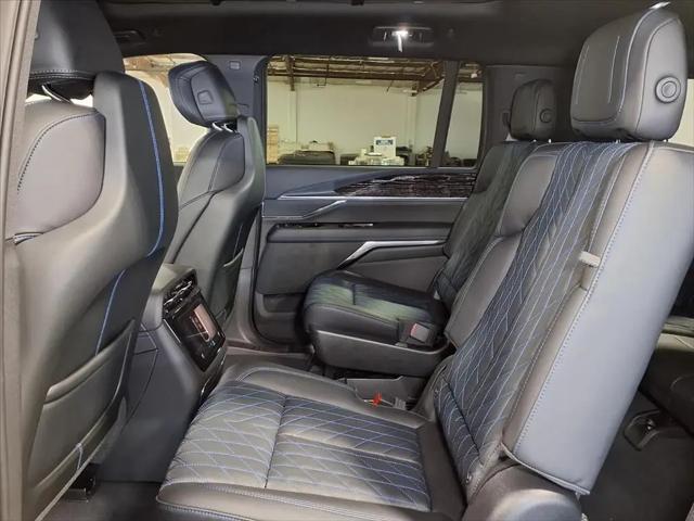 2026 Cadillac Escalade IQL Luxury AWD