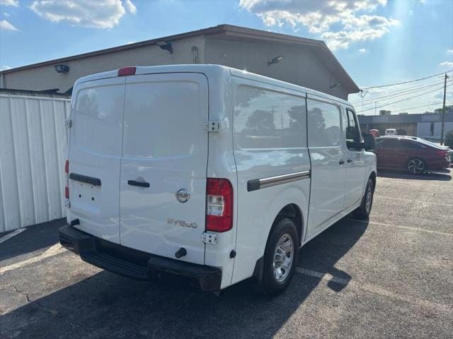 2018 Nissan 1500 SV V6