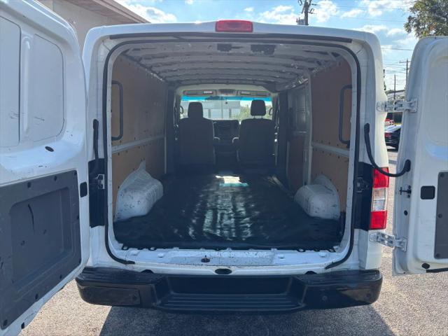 2018 Nissan 1500 SV V6