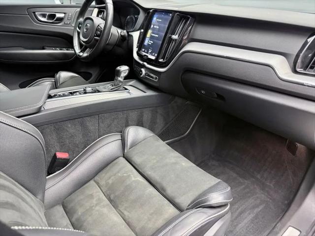 2019 Volvo XC60 T6 R-Design