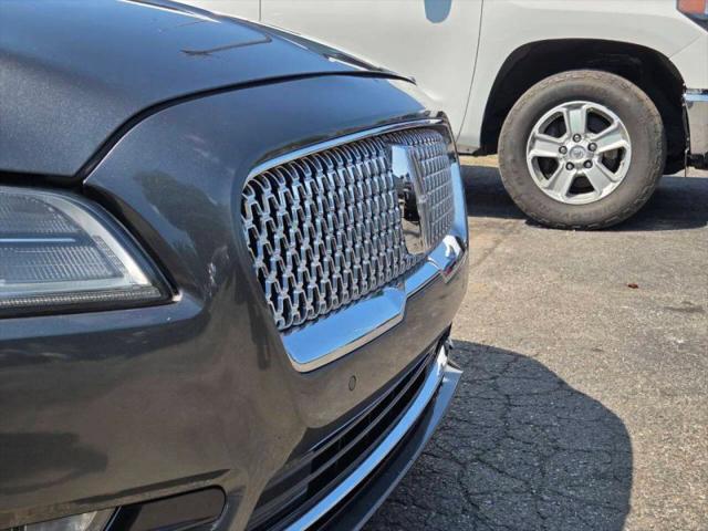 2017 Lincoln Continental Select