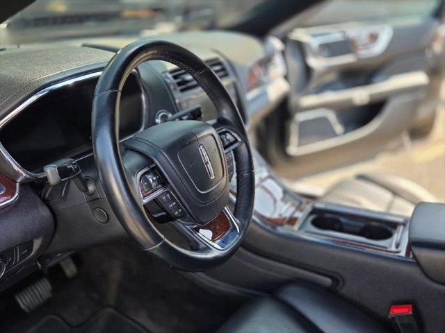 2017 Lincoln Continental Select