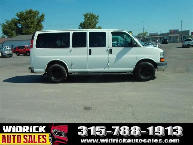2016 Chevrolet Express LT