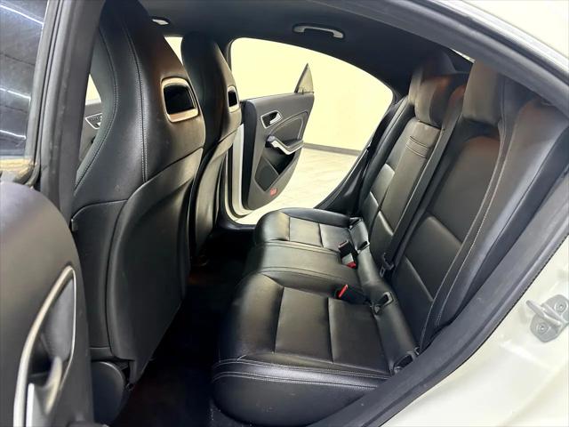 2017 Mercedes-Benz CLA 4MATIC