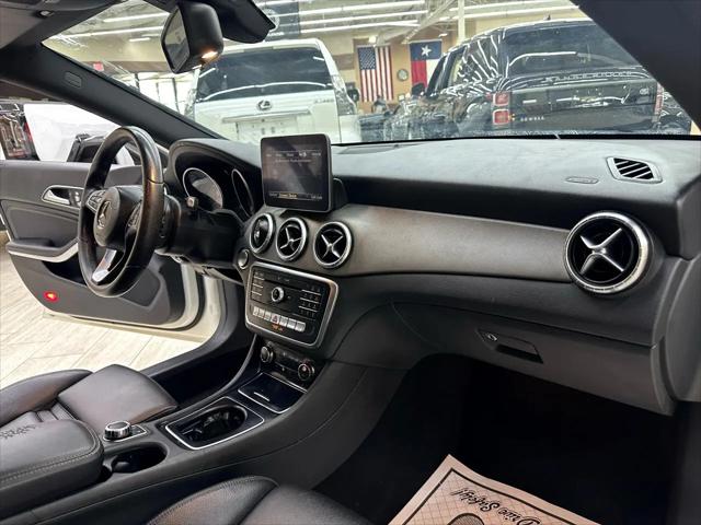 2017 Mercedes-Benz CLA 4MATIC