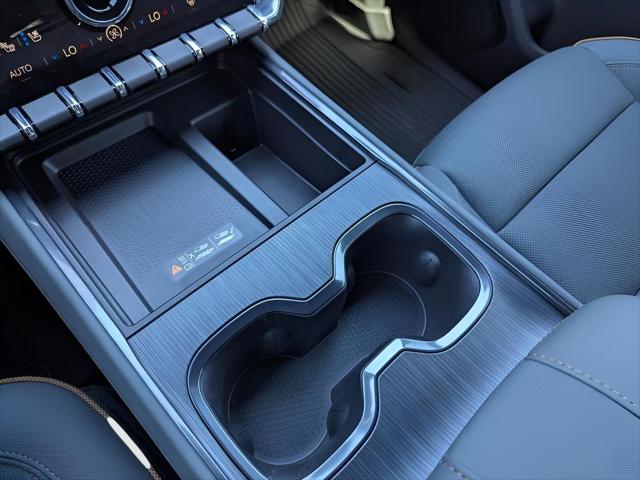 2026 GMC Acadia AWD AT4