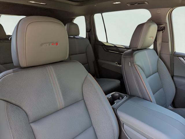 2026 GMC Acadia AWD AT4