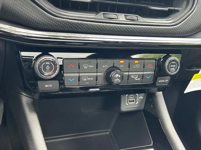 2025 Jeep Compass Latitude 4x4
