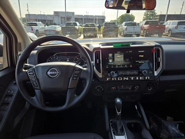 2025 Nissan Frontier Crew Cab SV 4x4