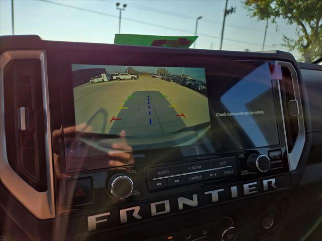 2025 Nissan Frontier Crew Cab SV 4x4
