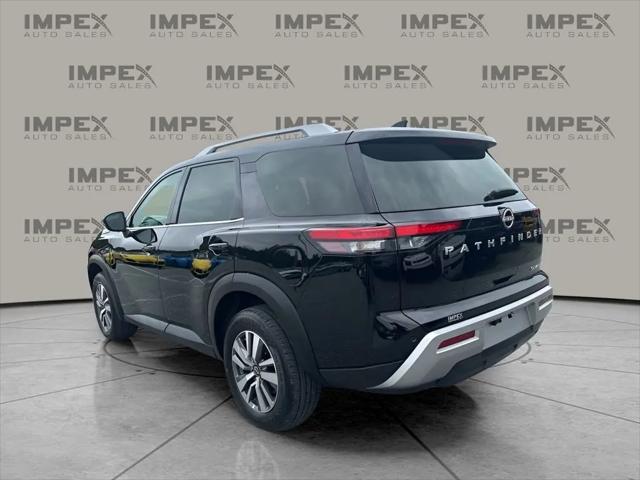 2025 Nissan Pathfinder SL 4WD