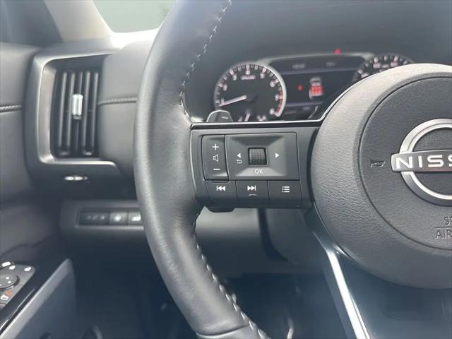 2025 Nissan Pathfinder SL 4WD