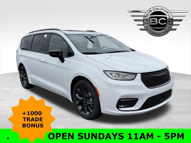 2026 Chrysler Pacifica Limited for sale in Columbus, OH