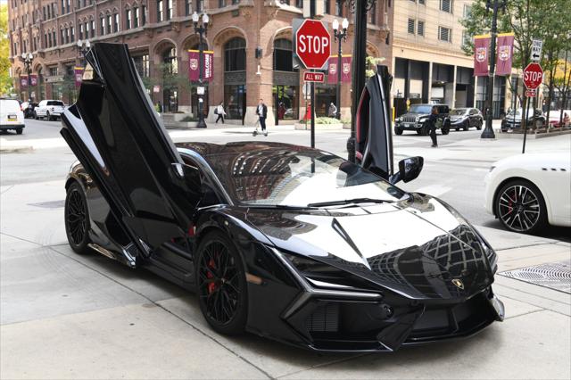 2024 Lamborghini Revuelto 