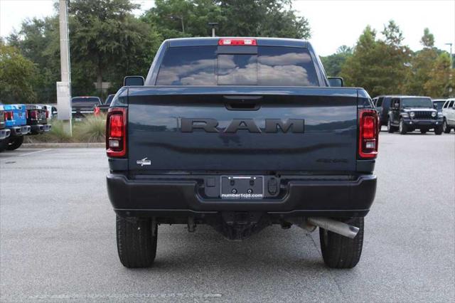 2026 RAM Ram 3500 RAM 3500 TRADESMAN CREW CAB 4X4 64 BOX