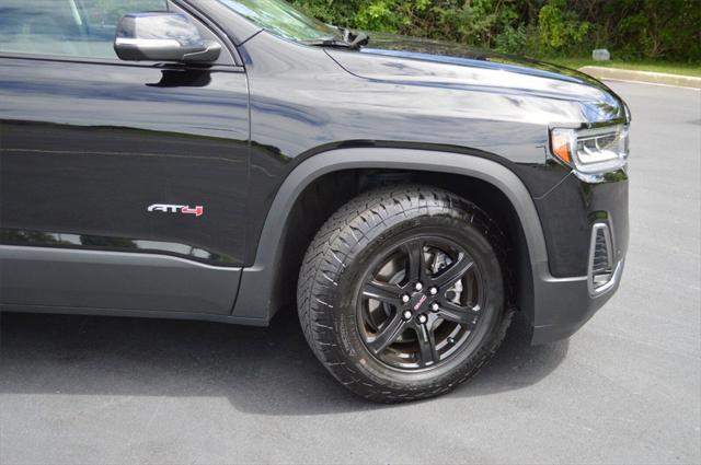 2023 GMC Acadia AWD AT4