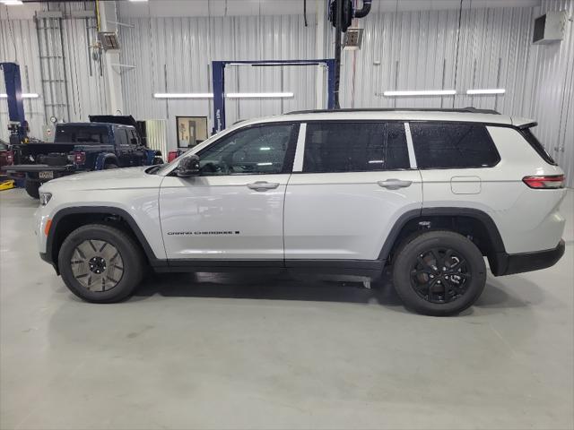 2025 Jeep Grand Cherokee L Altitude X 4x2