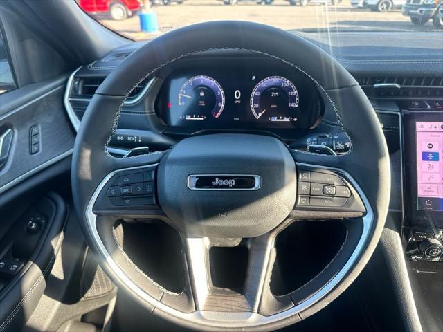 2025 Jeep Grand Cherokee GRAND CHEROKEE L LIMITED 4X4 2025 Jeep Grand Cherokee GRAND CHEROKEE L LIMITED 4X4