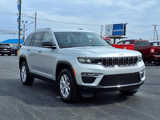 2022 Jeep Grand Cherokee Limited 4x4 2022 Jeep Grand Cherokee Limited 4x4