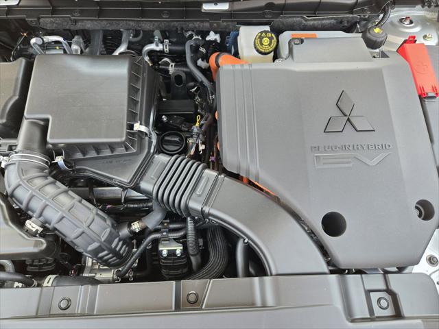 2025 Mitsubishi Outlander PHEV SE S-AWC
