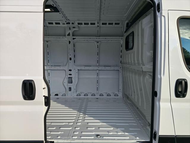 2026 Ram ProMaster Window Van Tradesman