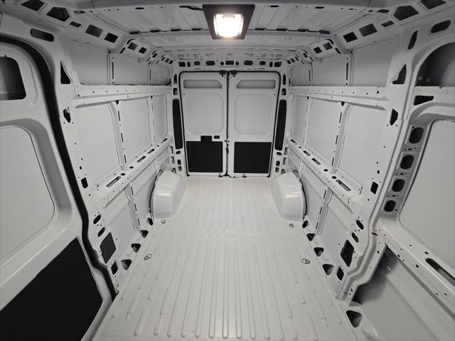2026 Ram ProMaster Window Van Tradesman