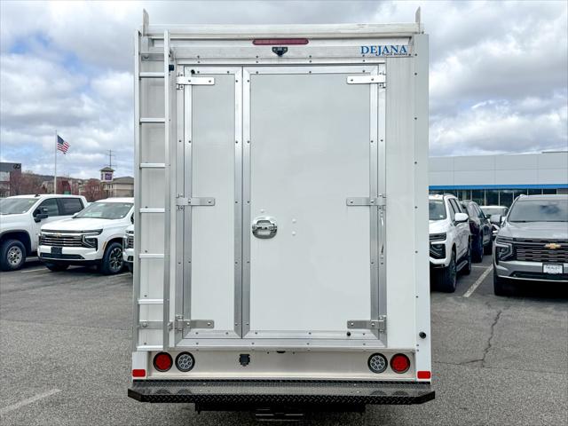 2025 Chevrolet Express Cutaway Work Van